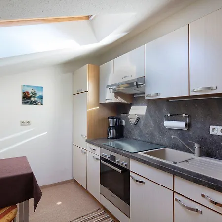Lohbinder Fam Holzer Apartament *