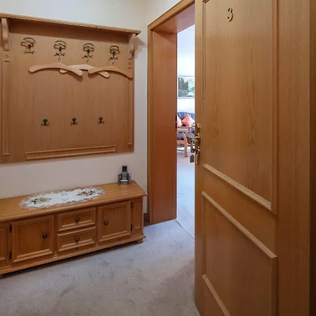 Lohbinder Fam Holzer Rotta