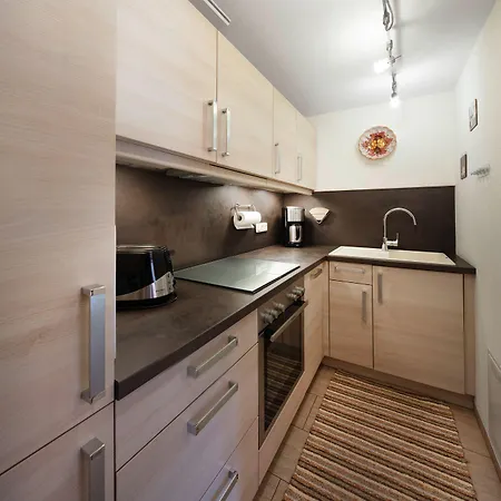 Lohbinder Fam Holzer Rotta